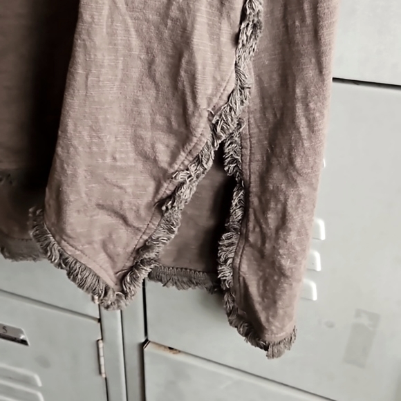 Umgee pullover knit top with fringe trim - Picture 6 of 11